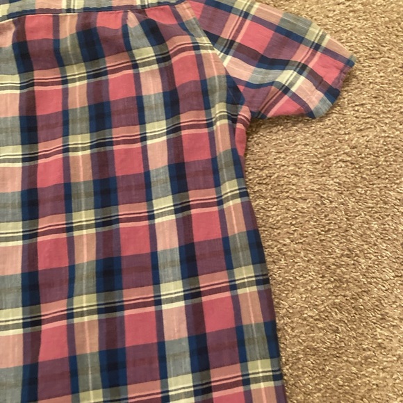 This is a saint johns, Bay quality, menswear, formal dress shirt - Picture 10 of 12